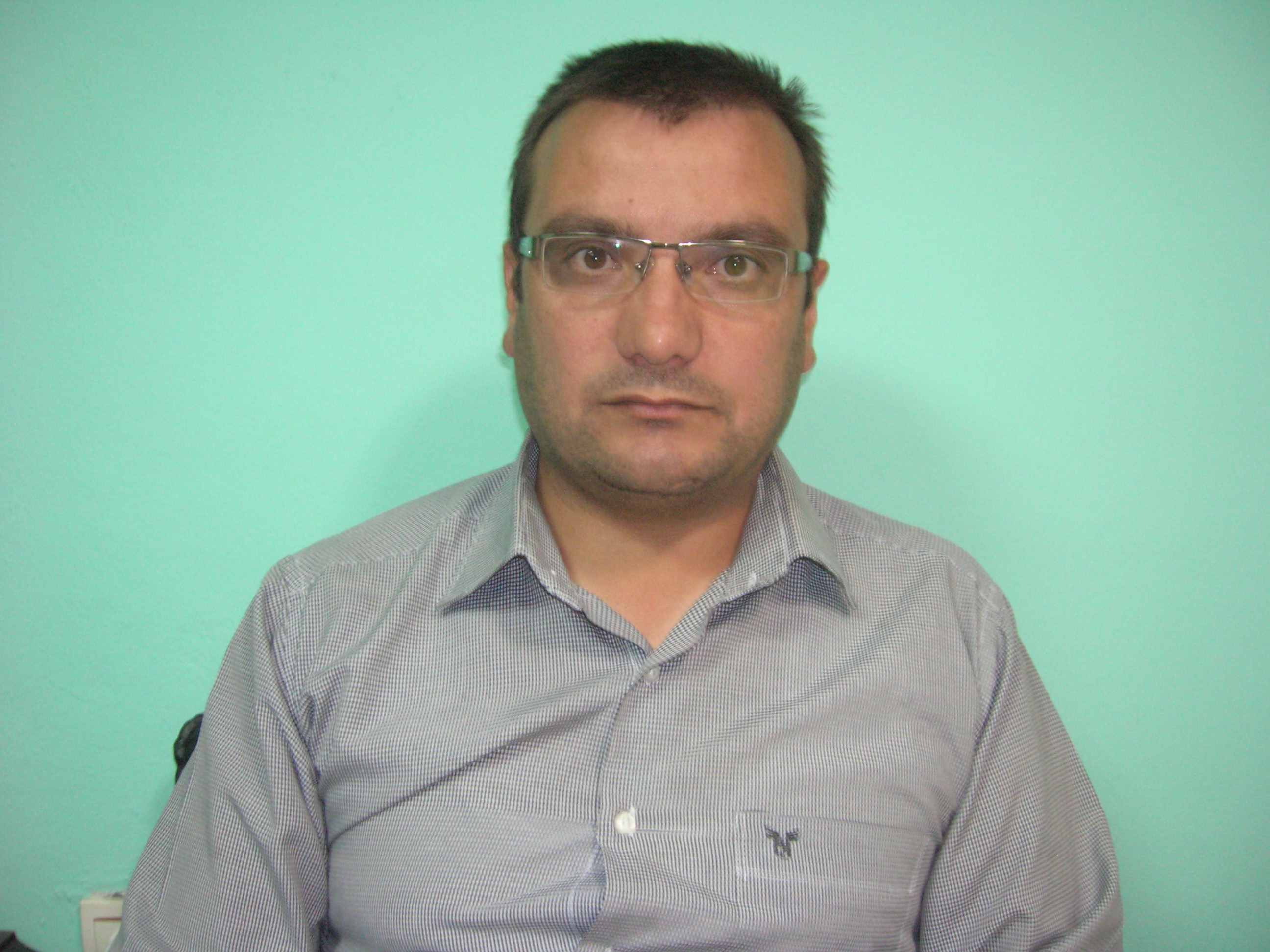 Sezai Karakoç Nereye Düşer?