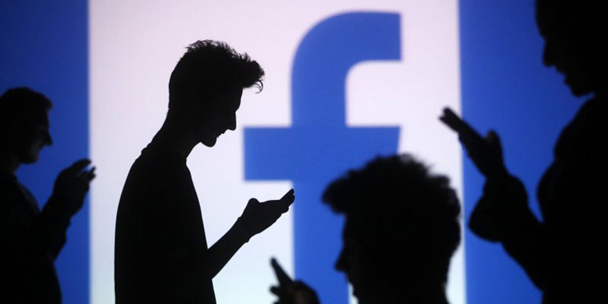 Facebook rekora doğru koşuyor