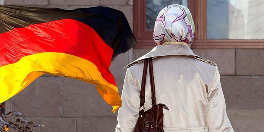 Almanya’da Müslümanlara üç ayda 208 saldırı