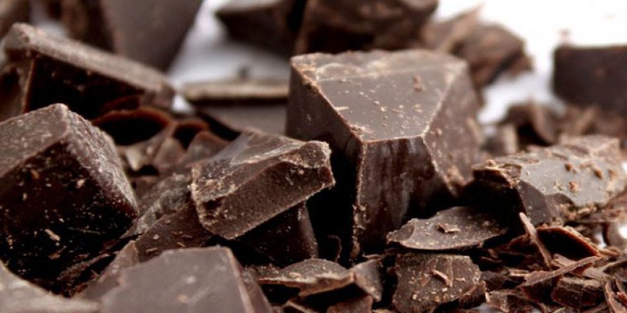 Bitter çikolata tüketmek kalp sağlığına iyi geliyor
