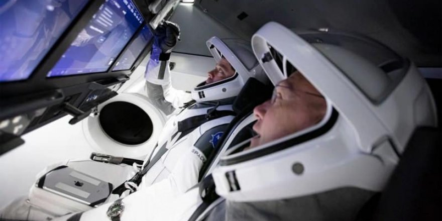 NASA'nın SpaceX'le uzaya gönderdiği astronotlar geri dönüyor