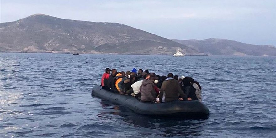 Türk karasularına itilen sığınmacıiar kurtarıldı
