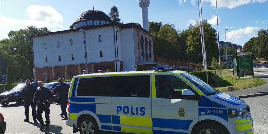 İsveç'te camiye içinde şüpheli beyaz toz bulunan mektup gönderildi