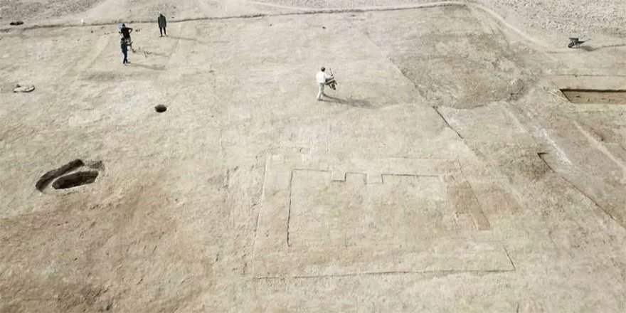 Irak'ta Emevi dönemine ait çamurdan cami keşfedildi