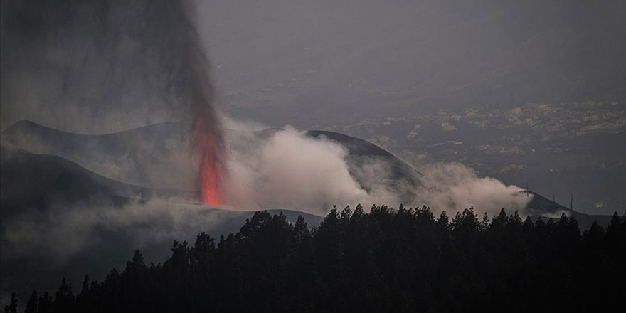 Cumbre Vieja Yanardağı'ndan çıkan lavlar ile 82 günde 2881 bina yok oldu