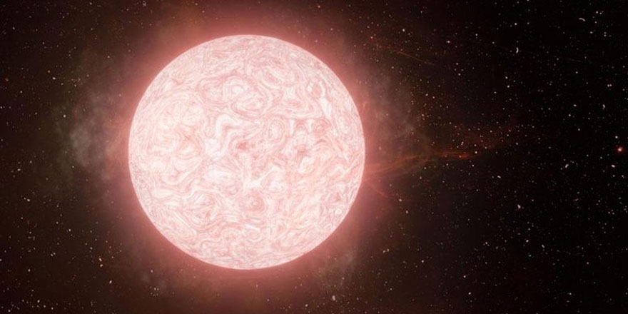 Güneş'ten 10 kat daha büyük kırmızı üst dev bir yıldız patlayarak supernovaya dönüştü