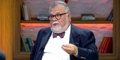 Celal Şengör: Müslümanlık Türkleri cahilleştirdi!