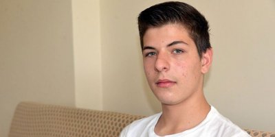 Suriyeli Elissa yolda bulduğu 17 bin 500 lirayı sahibine teslim etti