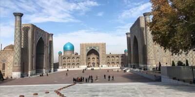 Hadis ilminde tartışmasız otorite İmam Buhari'yi rahmetle yad ediyoruz