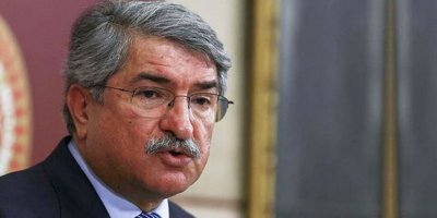 Başörtü ile uğraşmaktan vazgeçmiyorlar