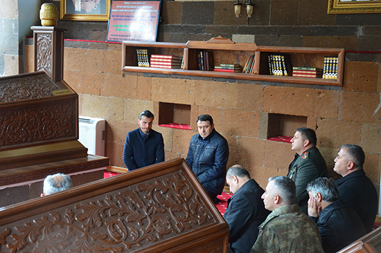 ahmedihani_acilis2.jpg ahmedihani_acilis2.jpg