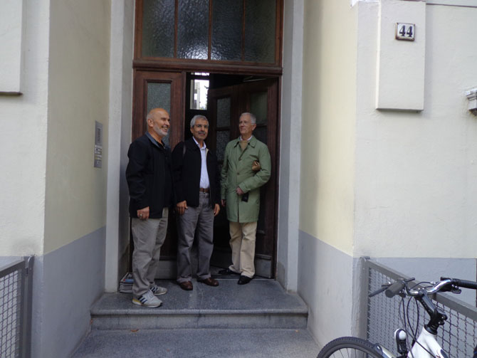 ahmet-wolf-dieter-aries’in-halen-ikamet-ettigi-binanin-girisi.jpg ahmet-wolf-dieter-aries’in-halen-ikamet-ettigi-binanin-girisi.jpg