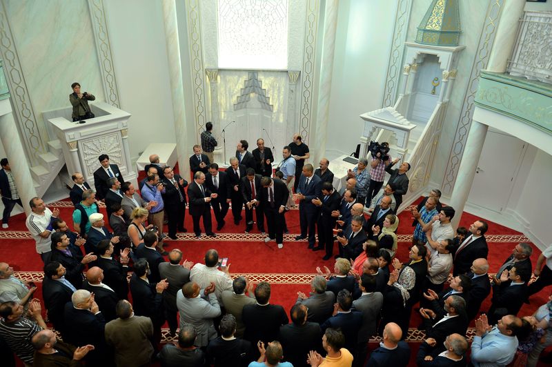 cami_2065.jpg cami_2065.jpg