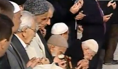 cenaze2.jpg cenaze2.jpg