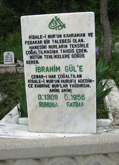 ibrahimgul_mezar.jpg