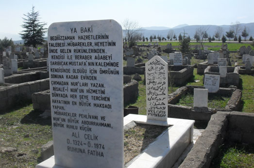 kucukali_mezar.jpg kucukali_mezar.jpg