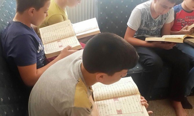 kuran-risale-i-nur-egitimi.jpg kuran-risale-i-nur-egitimi.jpg