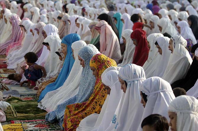 kusuf-namazi-001.jpg kusuf-namazi-001.jpg