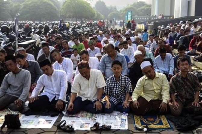 kusuf-namazi.jpg kusuf-namazi.jpg