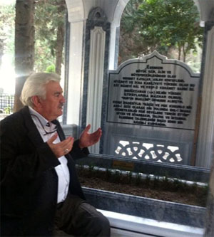mehmet_kayalar_kabir.jpg