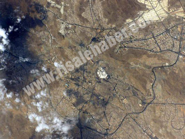 nasa-uzay-mekke-fotograf-.jpg