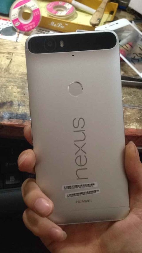 newly-leaked-huawei-nexus-pictures.jpg