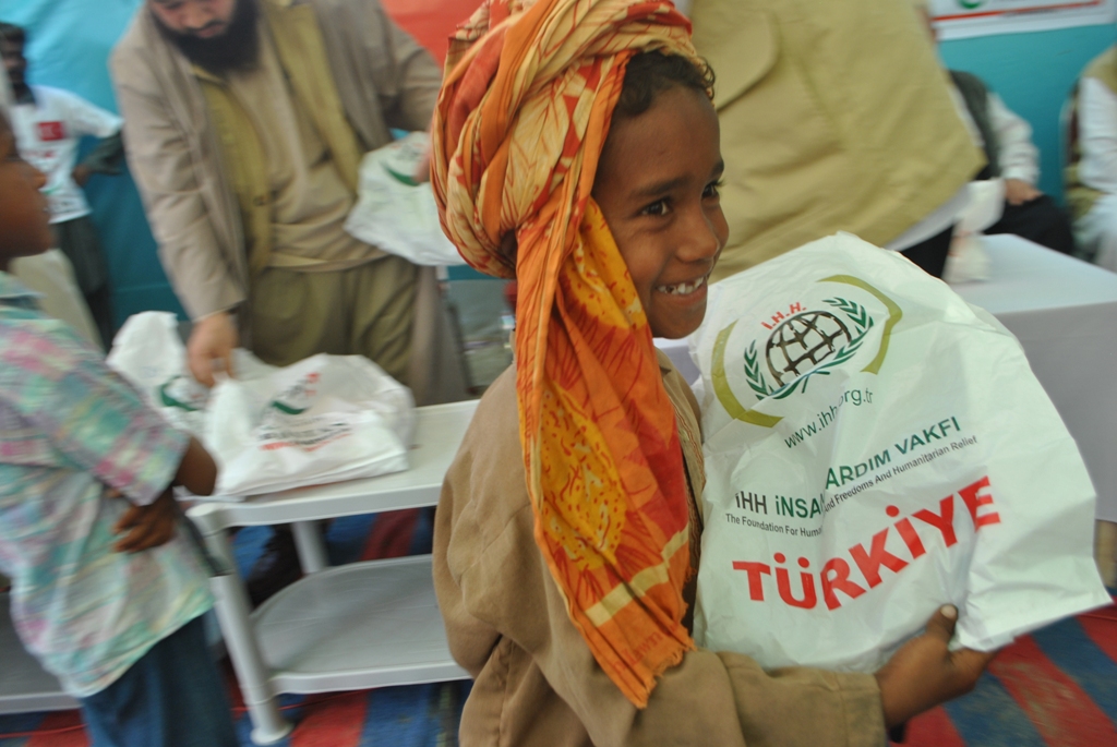 pakistan-yardimlari-(1).jpg