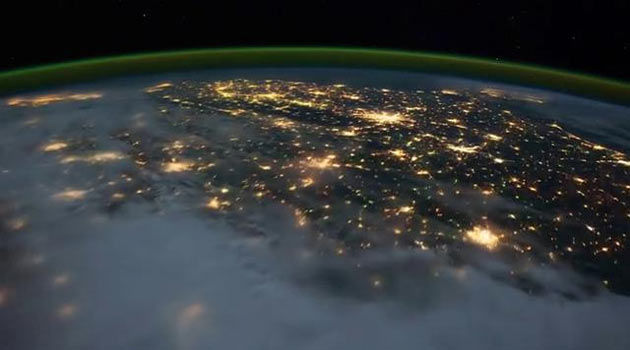 uzay3-(1).jpg